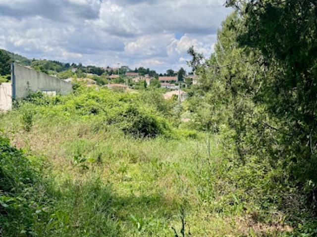 Terrain vente à France métropolitaine, Saint-savournin