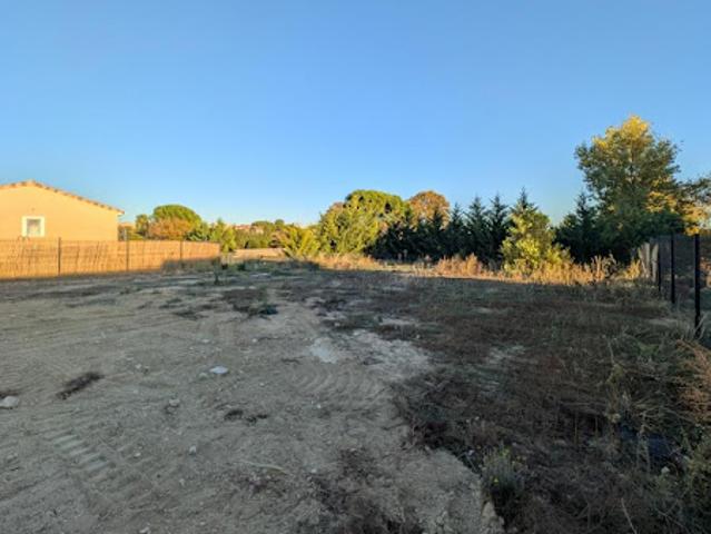 Terrain vente à Béziers, Pouzolles