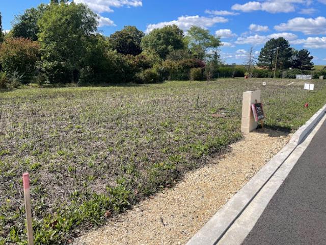 Terrain vente à France métropolitaine, Bourg