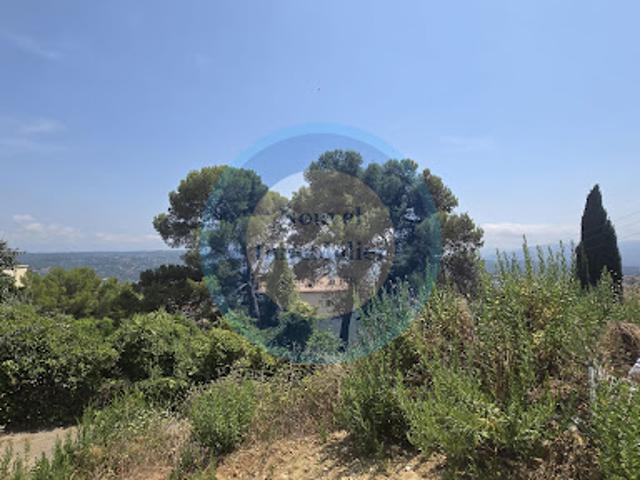 Terrain vente à Grasse, Alpes-Maritimes
