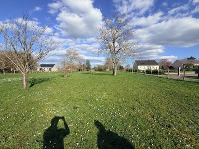 Terrain vente à Cosne-Cours-sur-Loire, La Charité-sur-loire