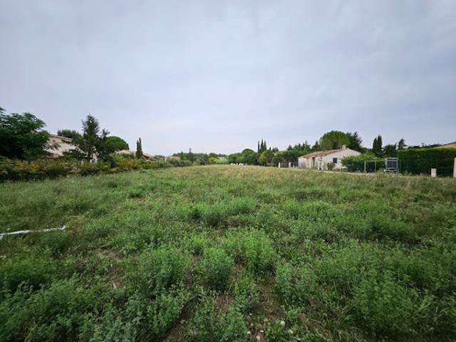 Terrain vente à Arles, Fontvieille