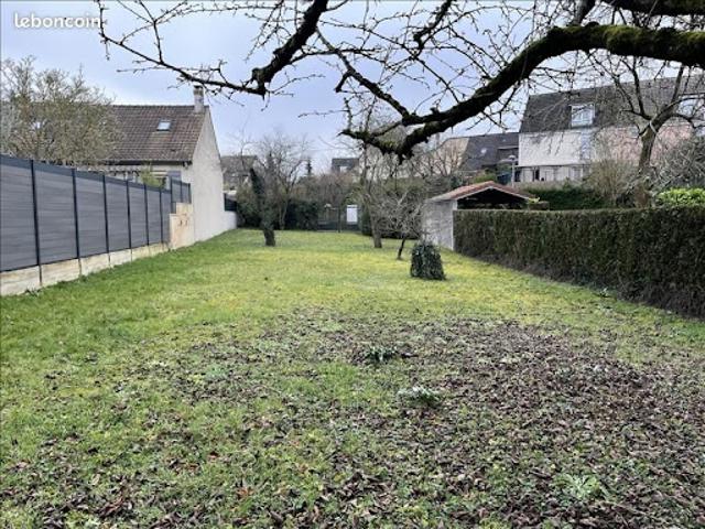 Terrain vente à Sarcelles, Le Thillay