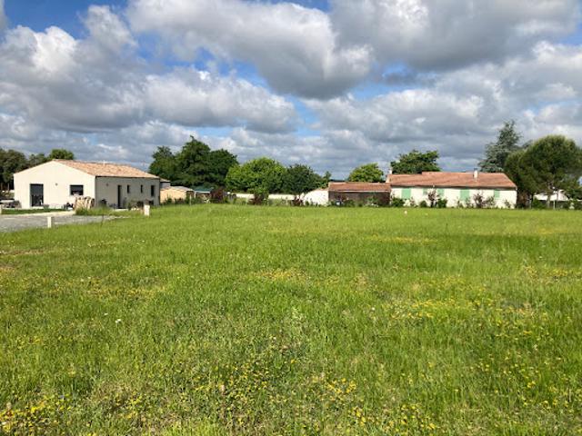 Terrain vente à Saint-vaize, Le Châgneau