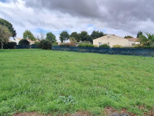 Terrain vente à France métropolitaine, Saujon