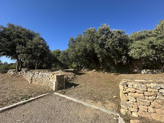 Terrain vente à Aix-en-Provence, Jouques