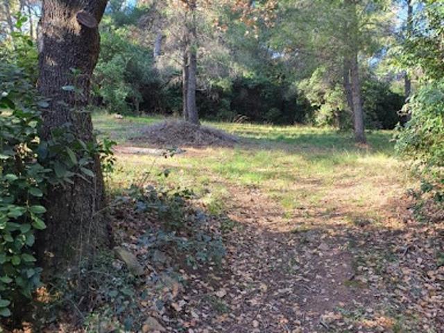 Terrain vente à France métropolitaine, Ollioules