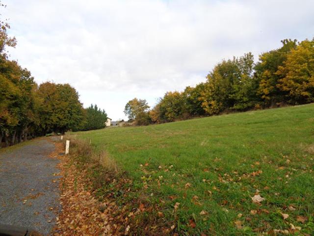 Terrain vente à Saint-Germain-Laprade, Haute-Loire