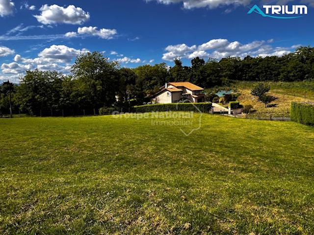 Terrain vente à Bourg-en-Bresse, Parcieux