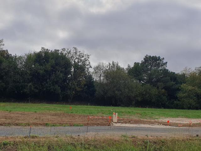 Terrain vente à France métropolitaine, Bourg