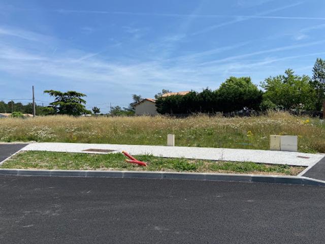 Terrain vente à Camblanes-et-Meynac, Gironde