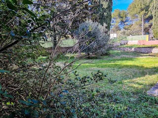 Terrain vente à France métropolitaine, Aubagne