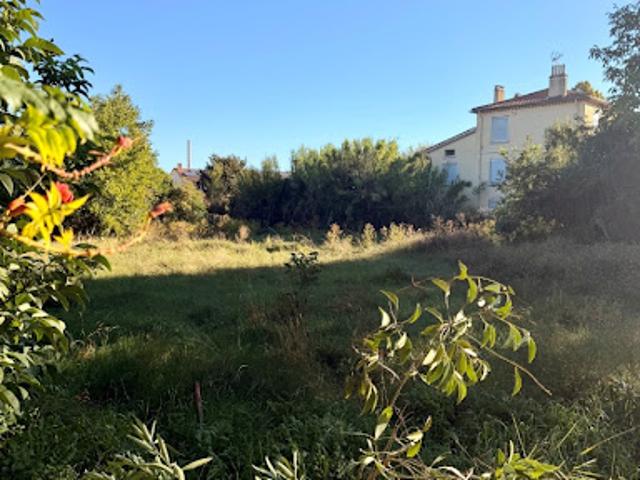 Terrain vente à Aix-en-Provence, Gardanne
