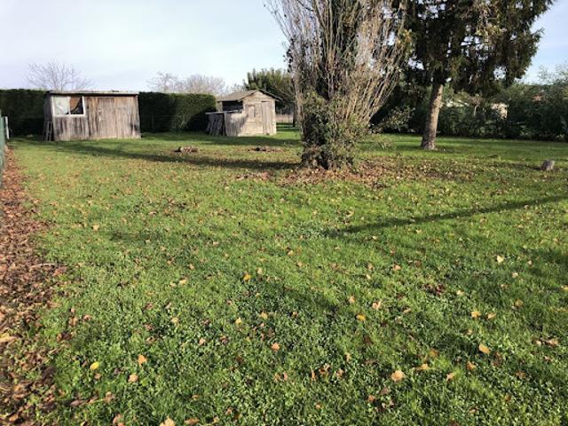 Terrain vente à Lesparre-Médoc, Cissac-médoc