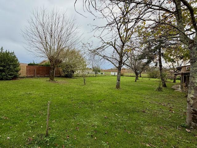 Terrain vente à France métropolitaine, Blaye