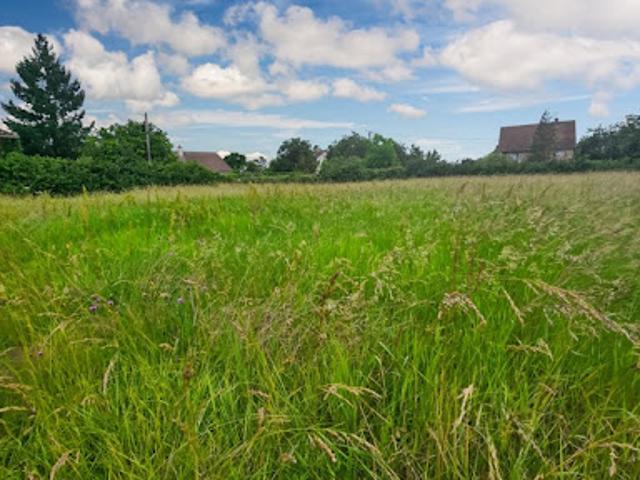 Terrain vente à Les Condemines d'en-Bas, Souvigny