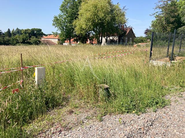 Terrain vente à Fontenay-le-Comte, Sérigné