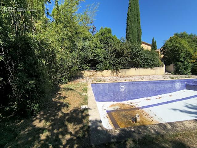 Terrain vente à Aix-en-Provence, Aix-en-provence