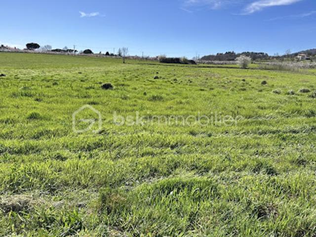 Terrain vente à Tournon-sur-Rhône, Saint-jeure-d'ay