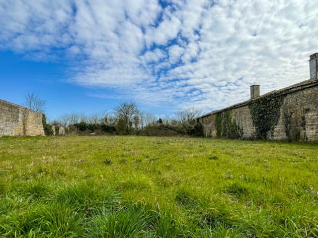 Terrain vente à Niort, Nouvelle-Aquitaine