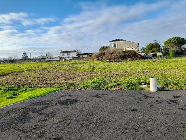 Terrain vente à Vieux Cognac, Cognac