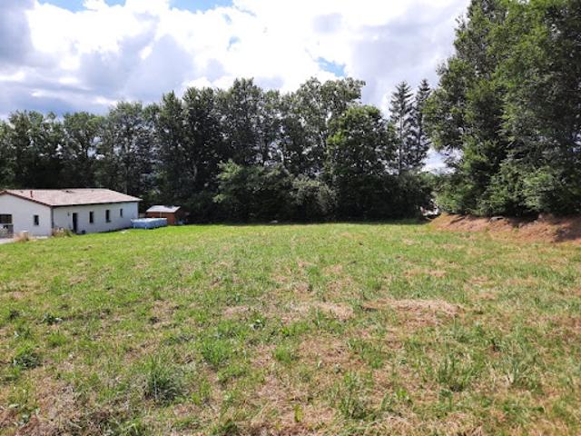 Terrain vente à Aurillac, Sansac-de-marmiesse