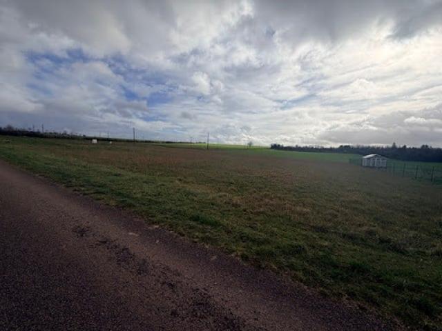 Terrain vente à Cosne-Cours-sur-Loire, La Marche