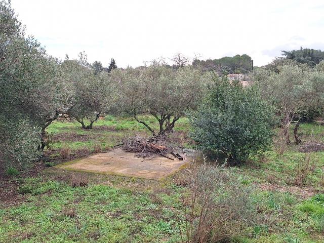 Terrain vente à Nîmes, Aubais