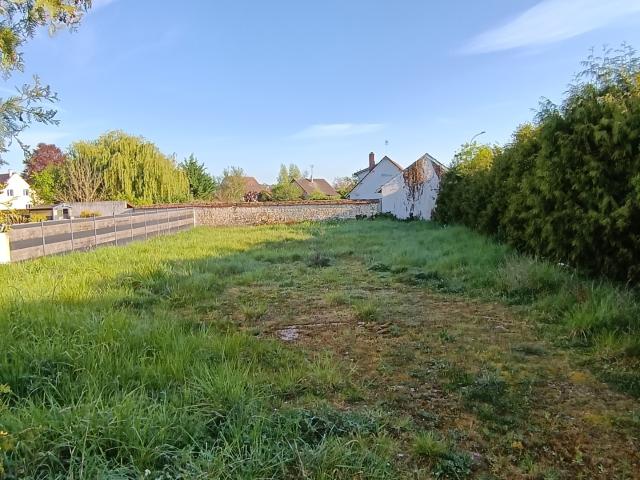 Terrain vente à Auxerre, Chichery