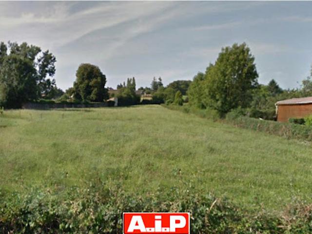 Terrain vente à Fontenay-le-Comte, Saint-pierre-du-chemin