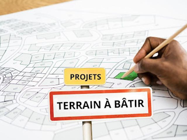 Terrain vente à Toulon-sur-Allier, Allier