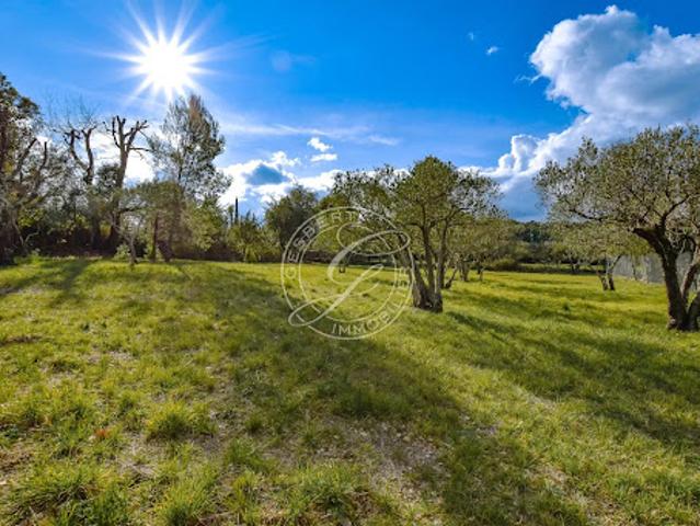 Terrain vente à Arrondissement de Draguignan, Flayosc
