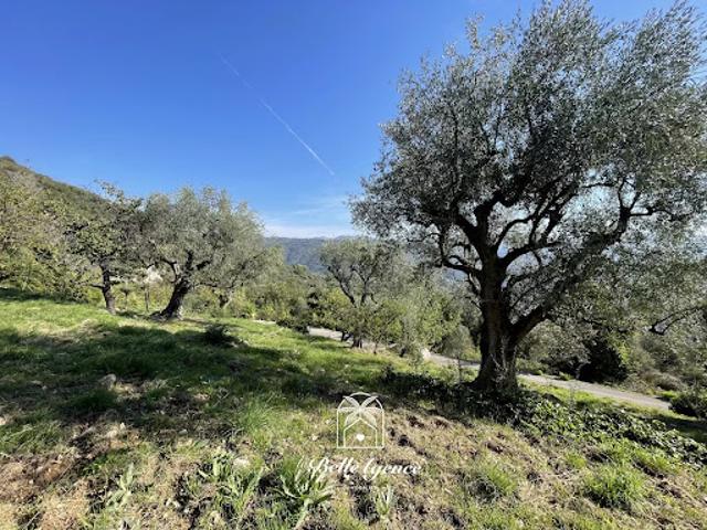 Terrain vente à Nice, Châteauneuf-villevieille