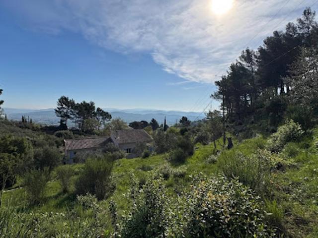 Terrain vente à Arrondissement de Toulon, Solliès-ville
