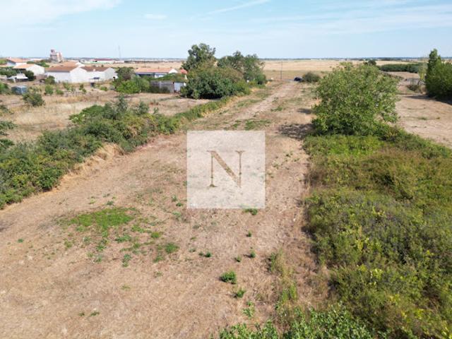 Terrain vente à Fontenay-le-Comte, Pays de la Loire