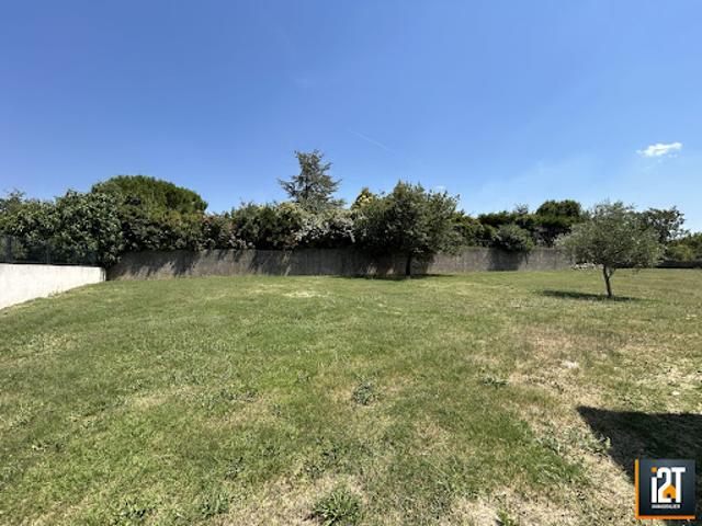 Terrain vente à Nîmes, La Rouvière