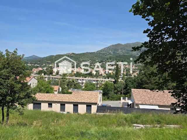 Terrain vente à Digne-les-Bains, Alpes-de-Haute-Provence