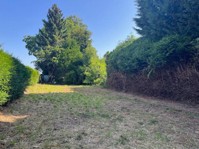 Terrain vente à Clermont, La Neuville-en-hez
