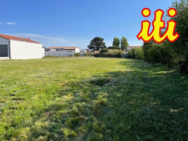 Terrain vente à Les Sables-d'Olonne, Château-d'olonne