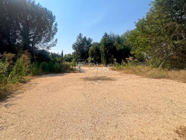 Terrain vente à Nîmes, Saint-quentin-la-poterie