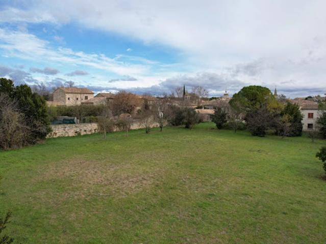 Terrain vente à Nîmes, Uzès