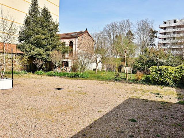 Terrain vente à France métropolitaine, Roanne