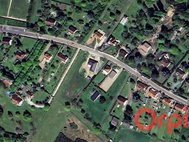 Terrain vente à Saint-Amand-Montrond, La Guerche-sur-l'aubois