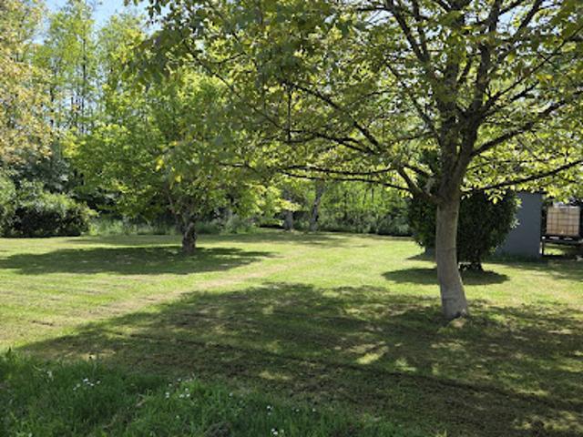 Terrain vente à Bourg-en-Bresse, Vonnas