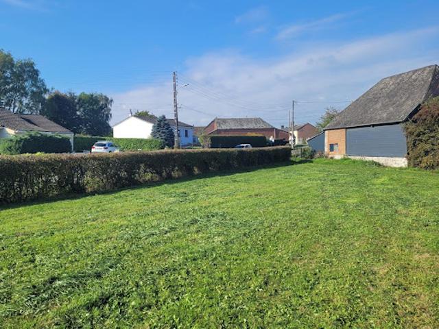 Terrain vente à Avesnes-sur-Helpe, Sémeries