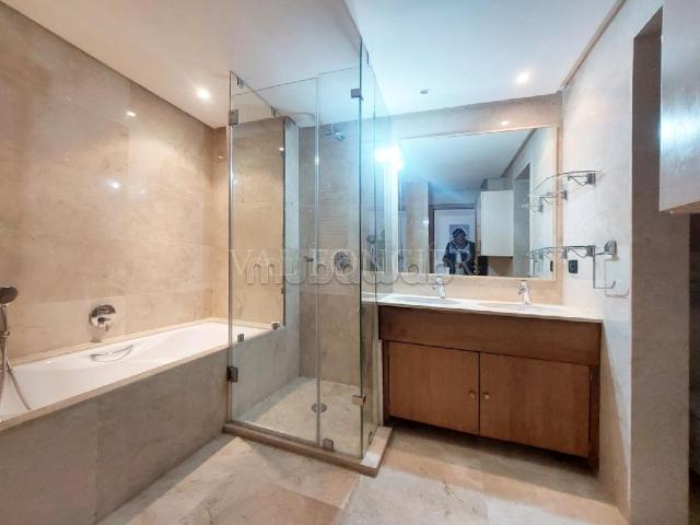 Villa vente à Bouskoura, Gharb-Chrarda-Beni Hssen