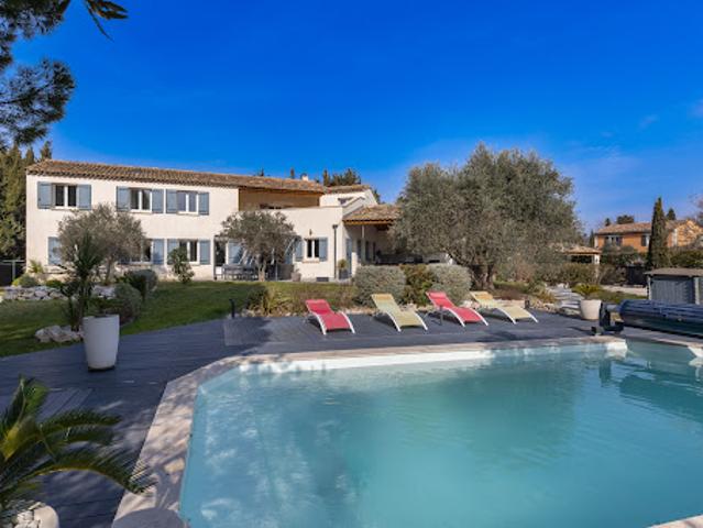 Villa vente à Arles, Noves