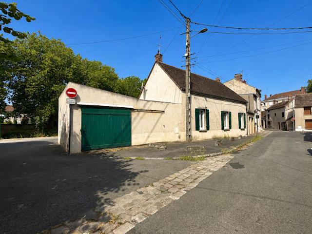 Villa vente à Fontainebleau, Montcourt-fromonville