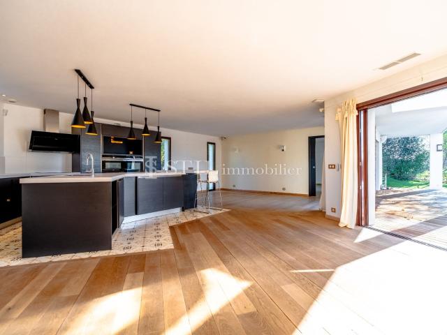 Maison vente à Arrondissement de Draguignan, Sainte-maxime