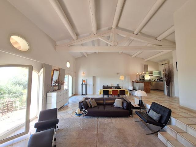 Villa vente à France métropolitaine, Bellegarde